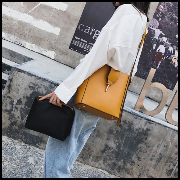 NEW PARIS Bucket Bag - Picture 5 of 7